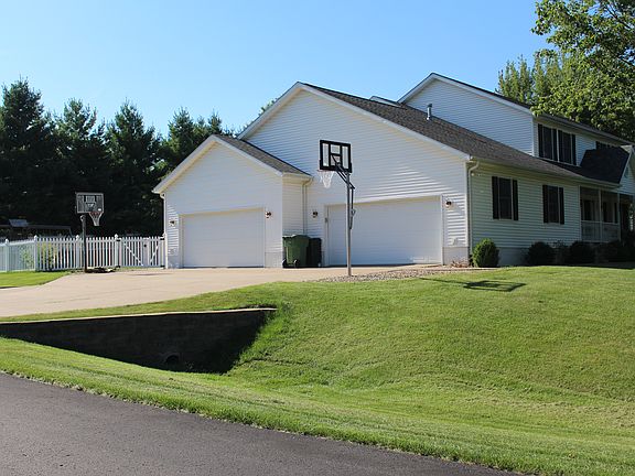 Oversized 4 Car Garage 