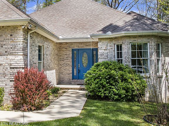 5th image of 21 Black Oak Cir