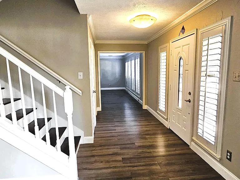 Foyer when you enter the home