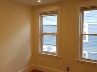 10 Clay St, Cambridge, MA 02140