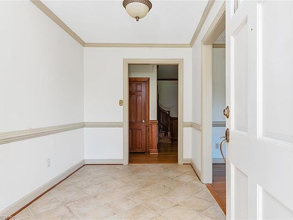 3rd image of 175 Cabell Dr