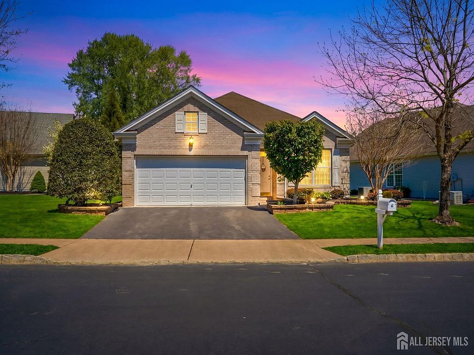 1st image of 16 Barbaras Way