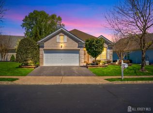 16 Barbaras Way, Jackson, NJ 08527