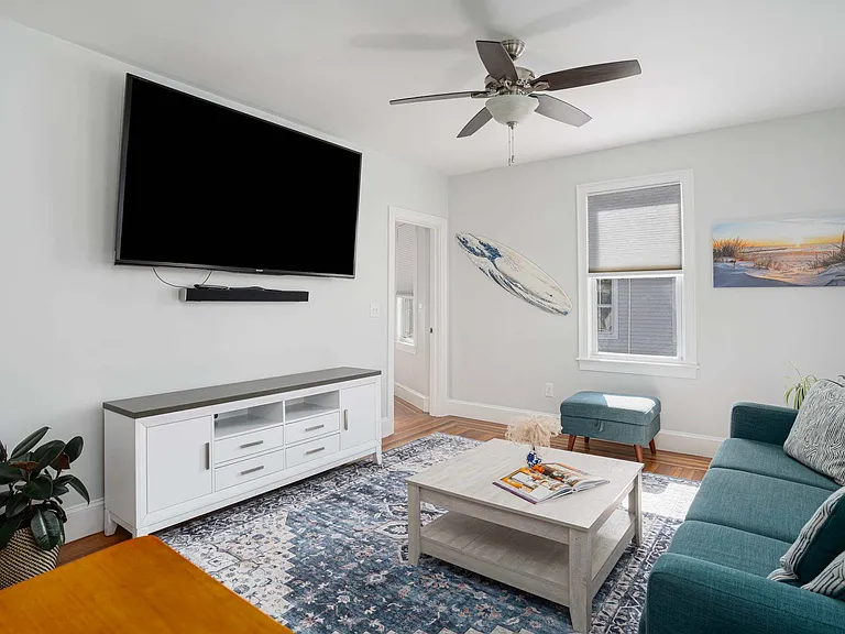 11 Atlantic St — Photo 7