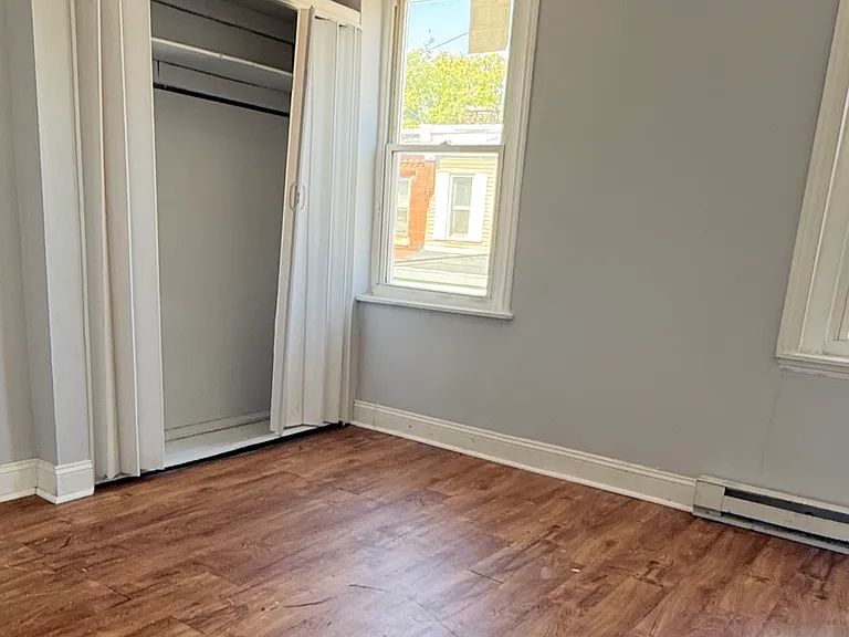 5640 Cherry St — Photo 4