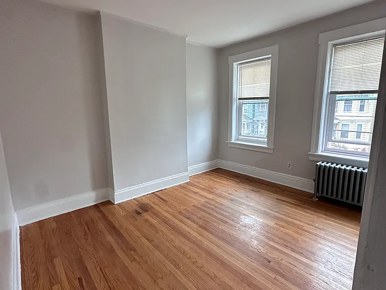 326 Ege Ave #2 — Photo 11