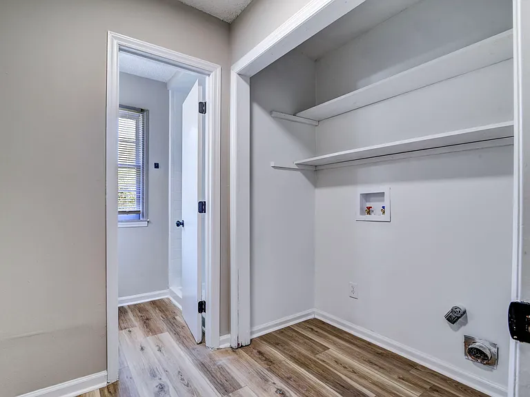305 Red Roan Pl — Photo 13