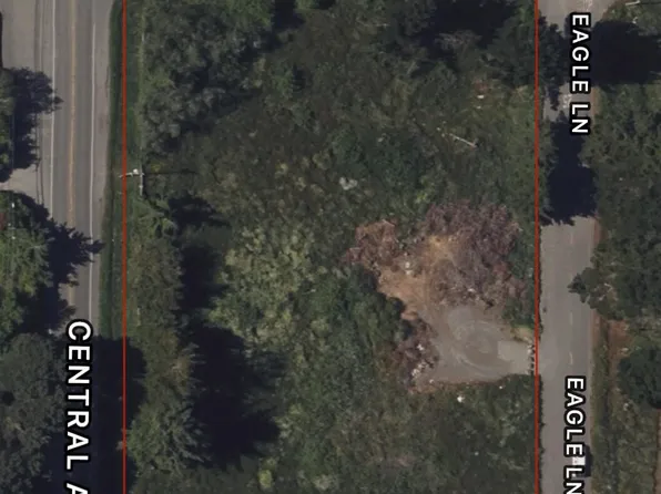 3198 Eagle Ln, McKinleyville, CA 95519