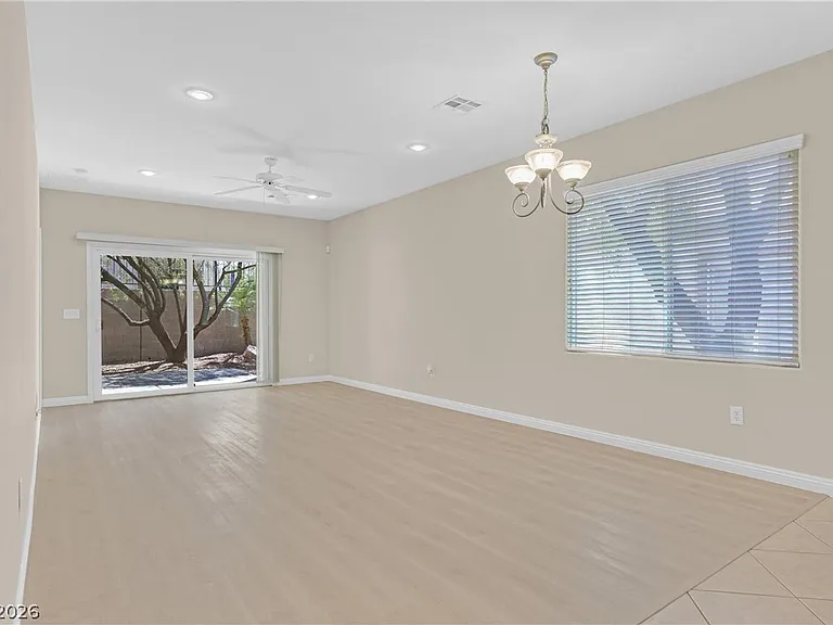 2407 Jada Dr — Photo 6