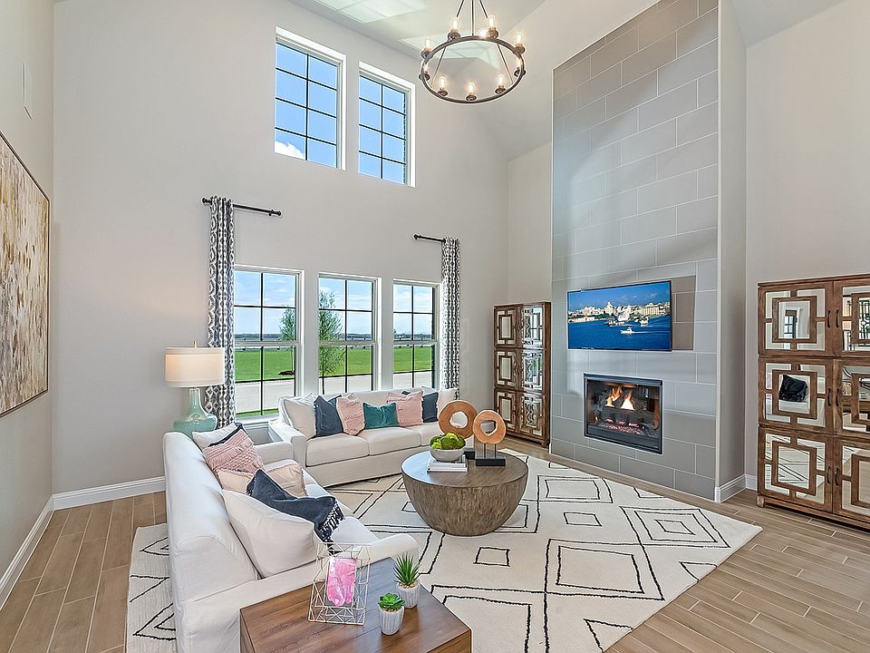 1st image of 2037 Holbrook Rd
