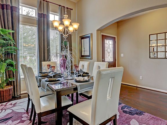 Formal dining room