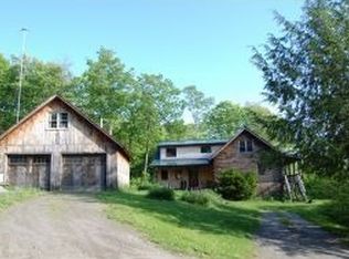 28 Durkee Rd, Strafford, VT 05072