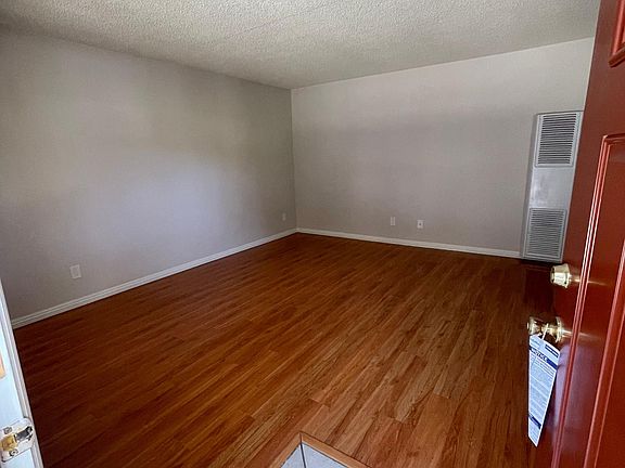 2nd image of 816 S Marguerita Ave #12