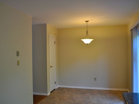 Breakfast nook overlooking Perkiomen creek