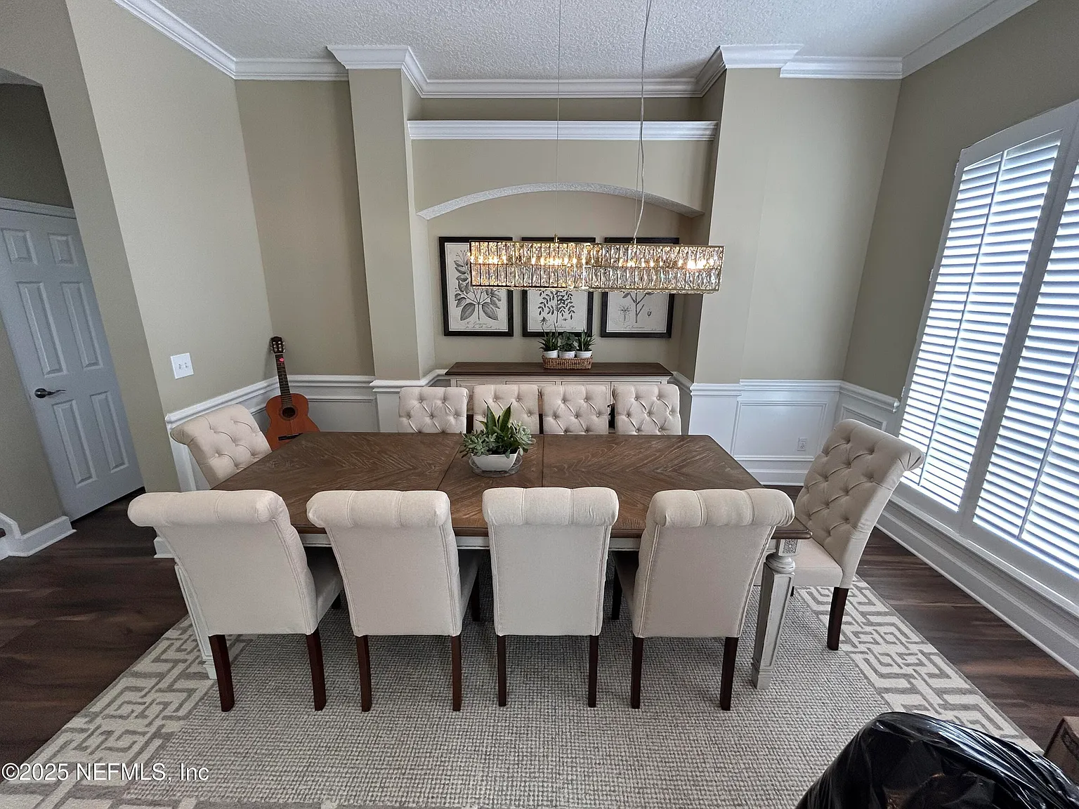 5 bed, 4.5 bath, 3400 sqft, $4,200 — Photo 3