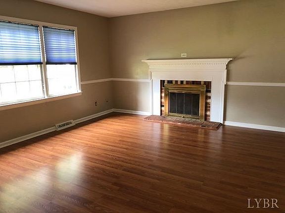 5th image of 89 Cambridge Pl