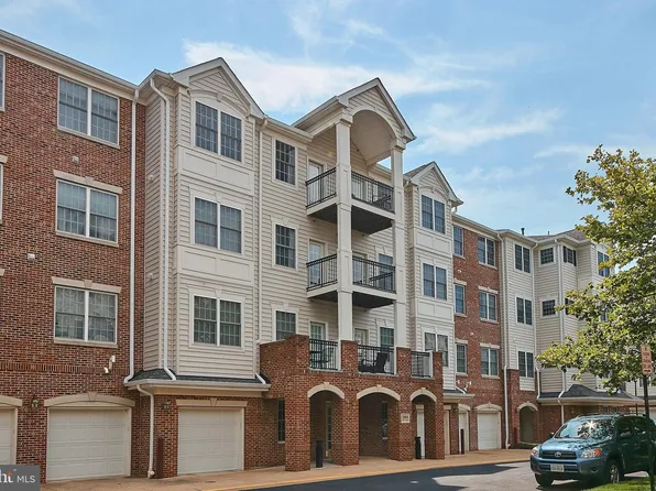 20810 Noble Ter Unit 205, Sterling, VA 20165