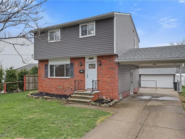 34074 Oak Knoll St, Eastlake, OH 44095