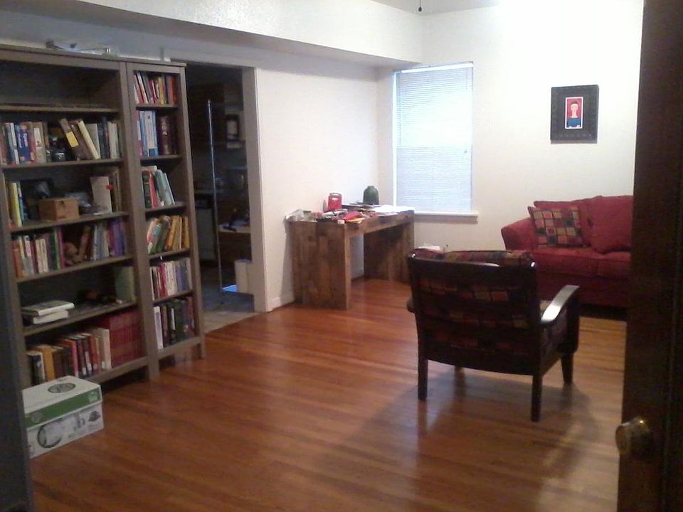 Entry room is large enough for living/dining even with desk