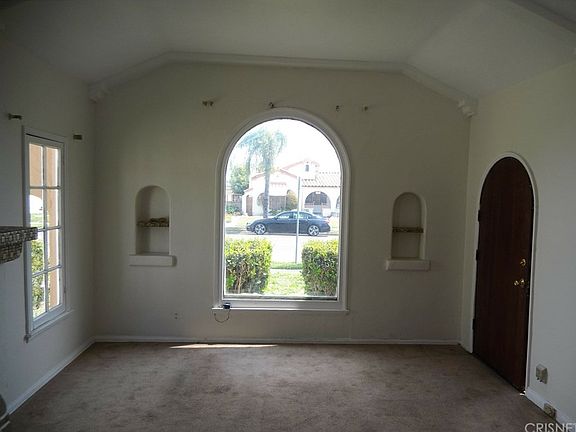 5th image of 8957 S Harvard Blvd