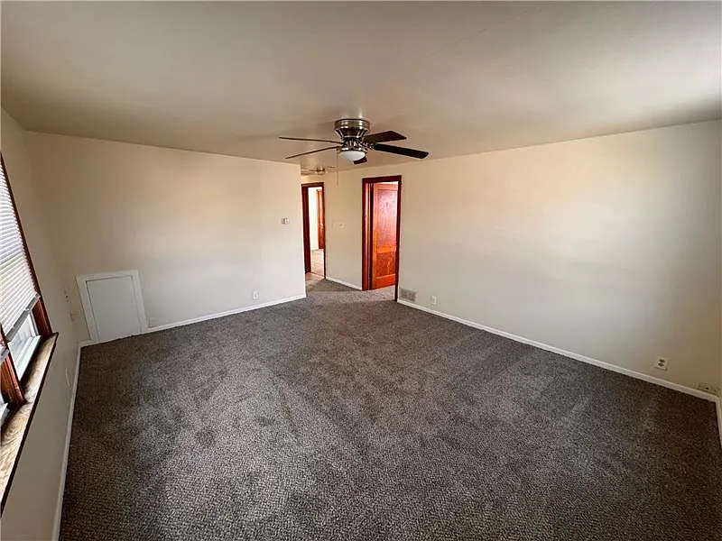 2 bed, 1200 sqft, $1,250 — Photo 3