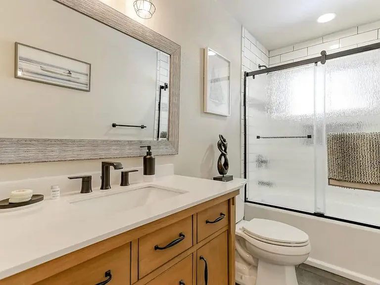 Racoon Dr — Photo 25