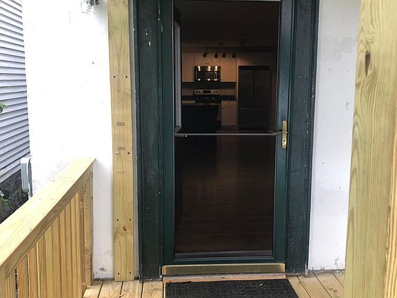 2nd image of 2461 Main St