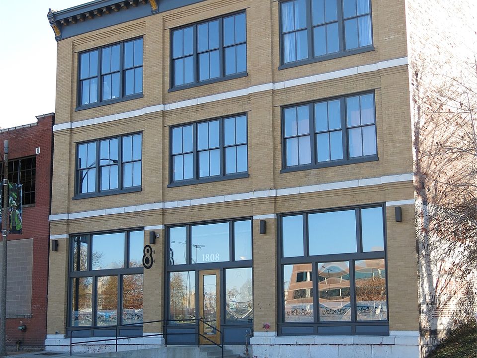 1st image of 1808 Chouteau Ave APT 204