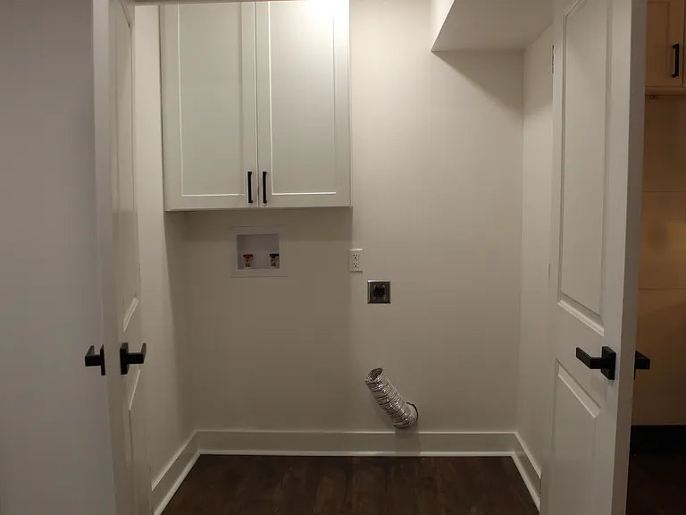 2321 Sims Dr NE — Photo 2