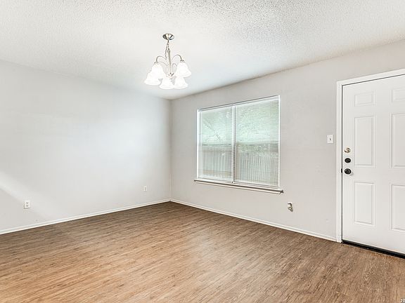 4th image of 11136 EL SENDERO ST