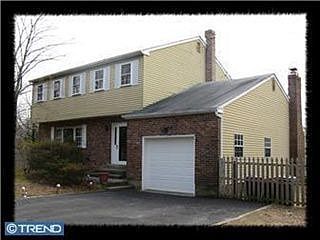 2nd image of 2 Mary Anne Dr