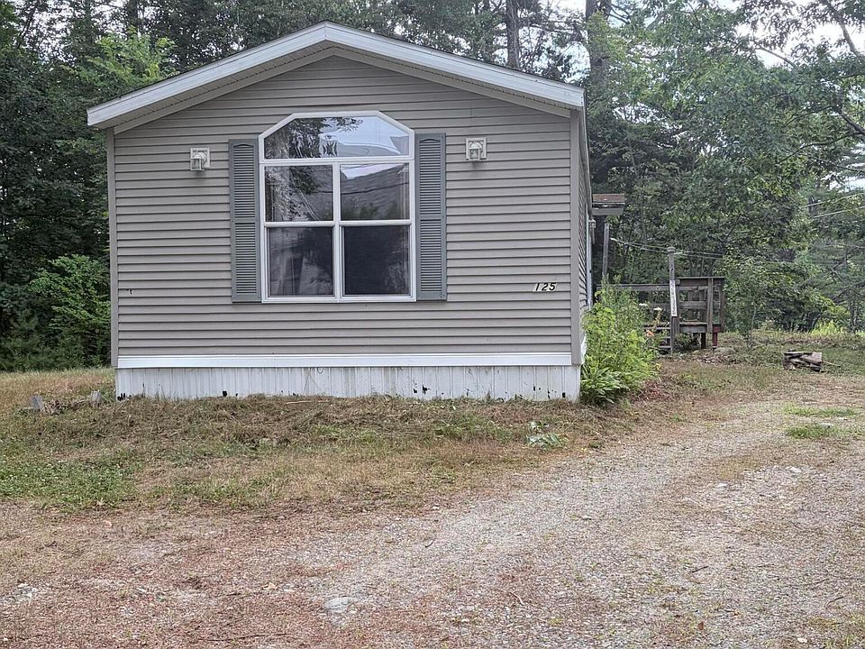 2nd image of 125 East Neck Road Road