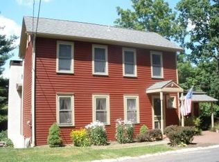 207 Race St, Pittstown, NJ 08867