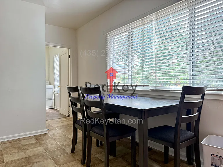 S Main St Duplex — Photo 9
