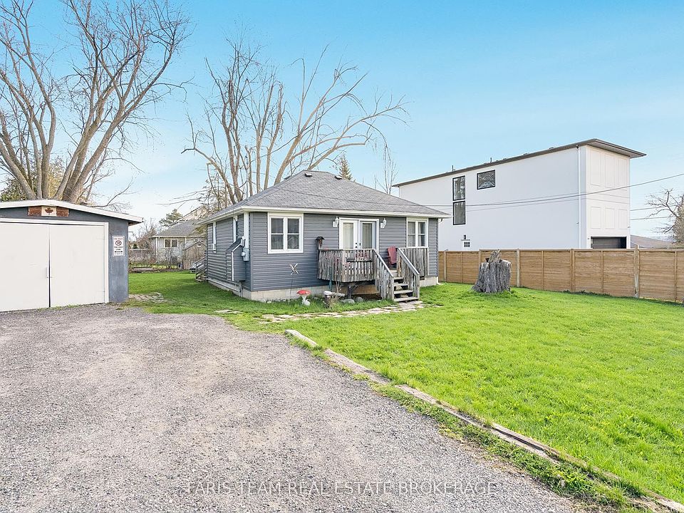 1st image of 1417 Maple Way