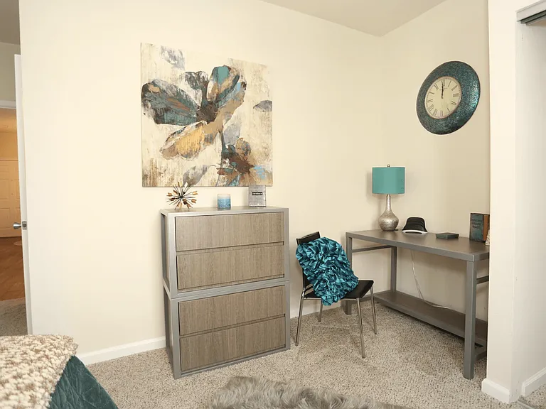 1190 Meridian Cir — Photo 21