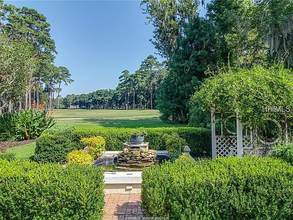 5th image of 530 Colonial Dr