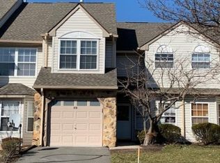 210 Nebula Rd, Piscataway, NJ 08854