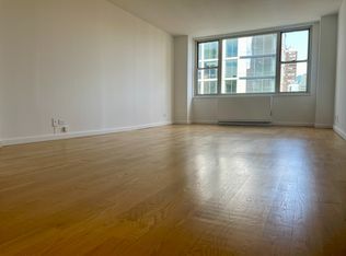 166 E 34th St #1804, New York, NY 10016