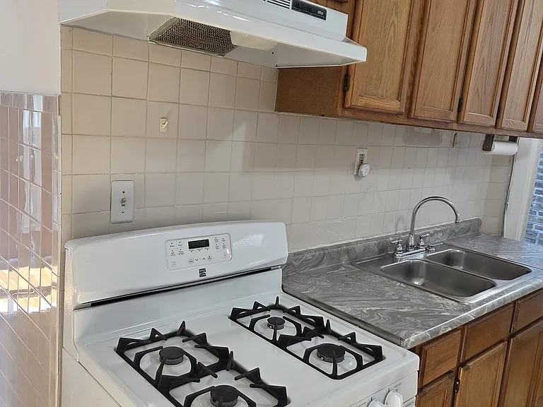 3105 W Augusta Blvd — Photo 18