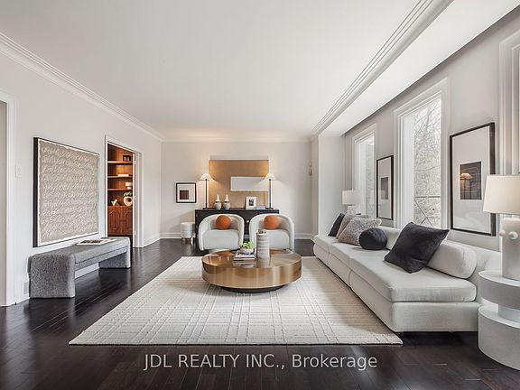 5th image of 6 Farmingdale Rd