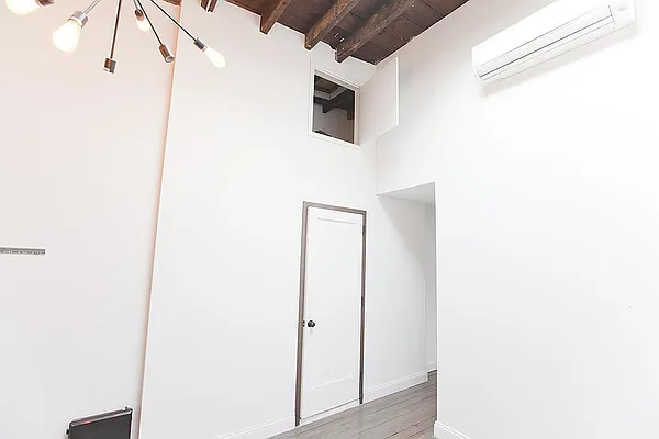 Rented by Voro NYC | media 17