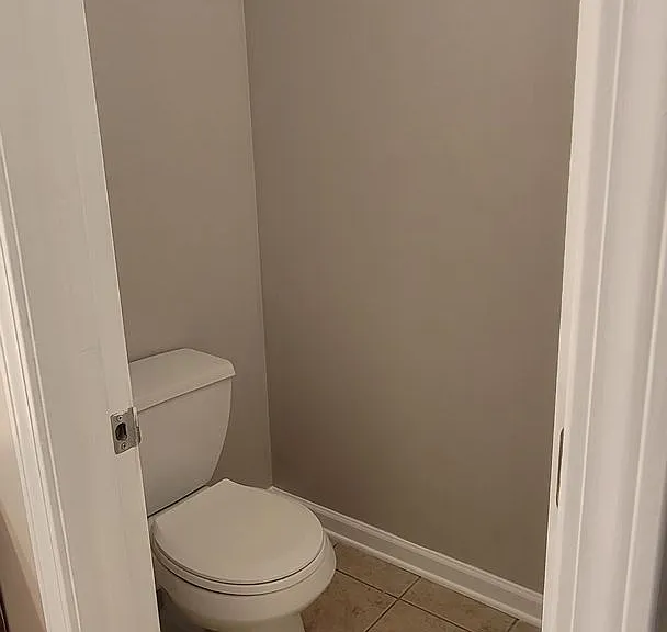 194 Romie Dr — Photo 16