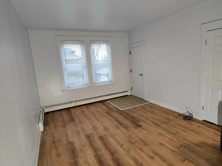60-62 N Harrison Ave #62 — Photo 4