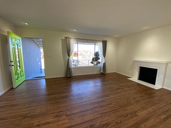 2nd image of 442 Holly Ave
