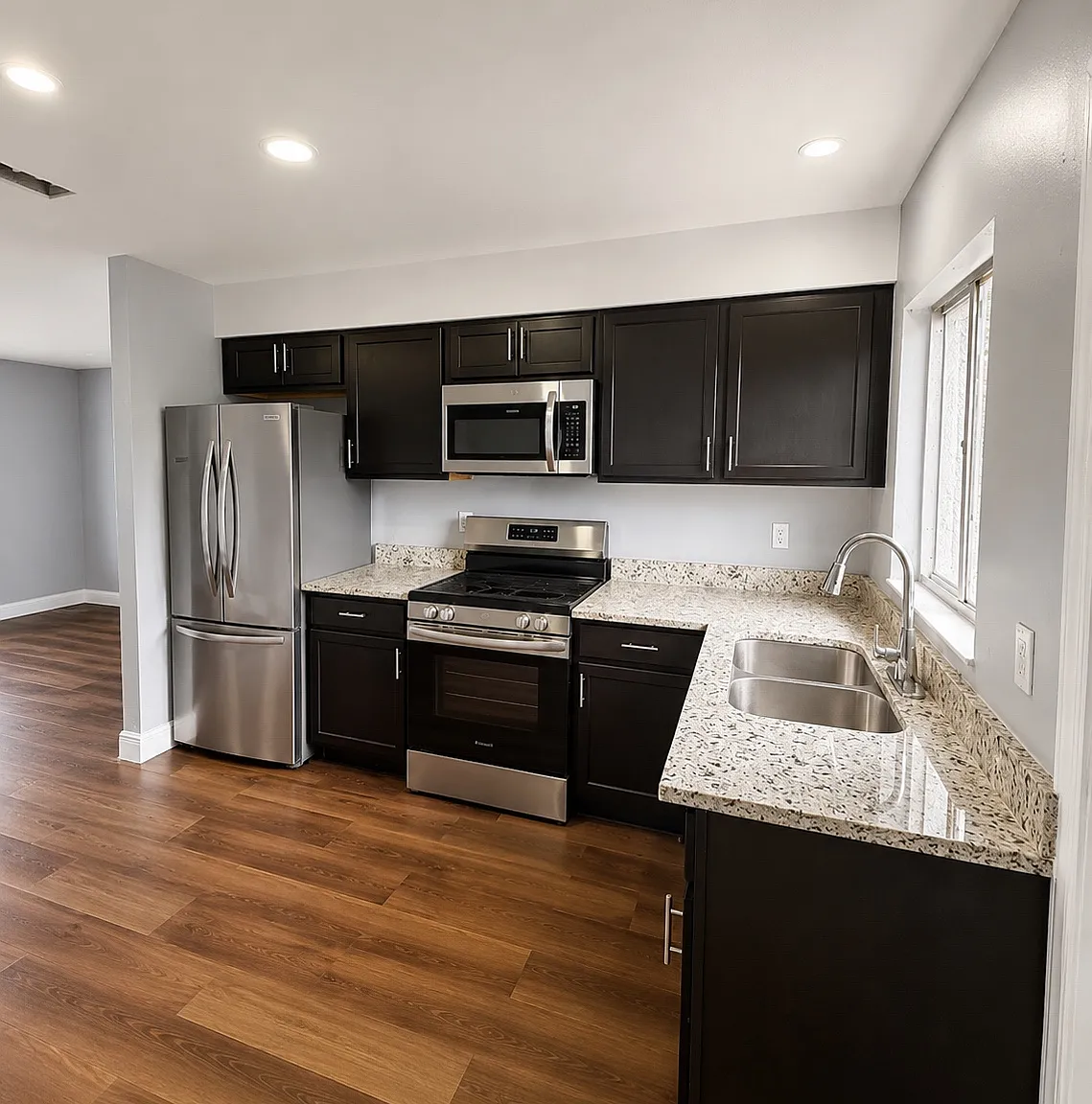 2 bed, 780 sqft, $1,500 — Photo 3
