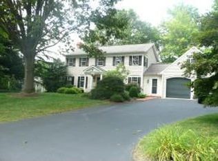 435 Wetherburn Dr, Lancaster, PA 17601