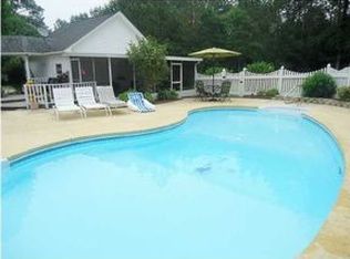 104 Bent Tree Dr, Sylvester, GA 31791