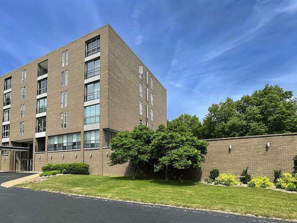 1st image of 4444 N Knoxville Ave APT 303