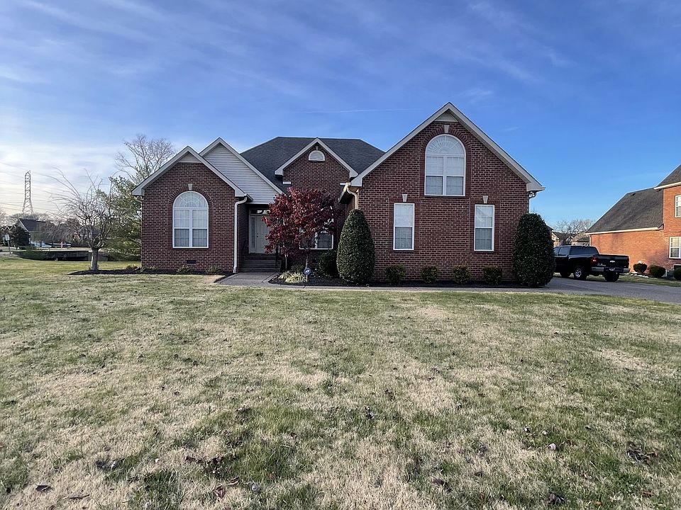 1st image of 245 Twelve Oaks Ct